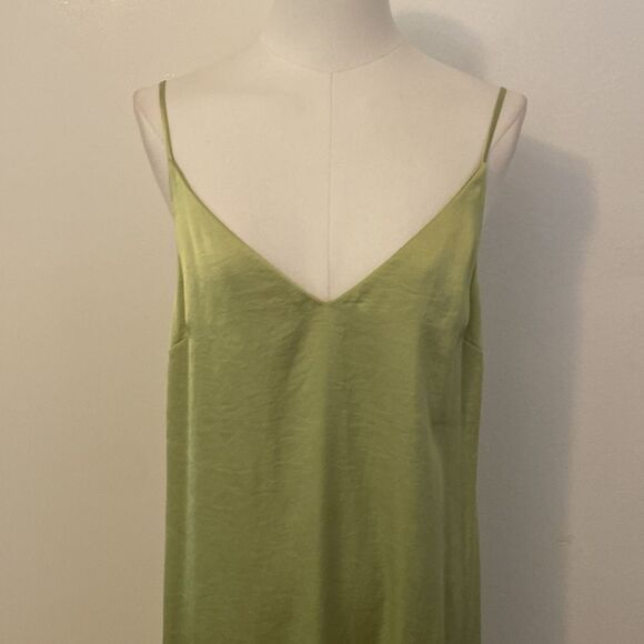 Aritzia Wilfred Satin Slip Dress with Thigh Slit in Light Green Size XS - Picture 3 of 13